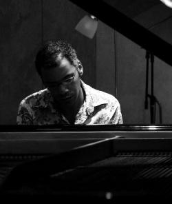 Podcast Yaniel Matos Trio Podcast Yaniel Matos Trio